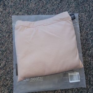 NiceSeats Blush Airplane Chair Cover Converts From Pouch